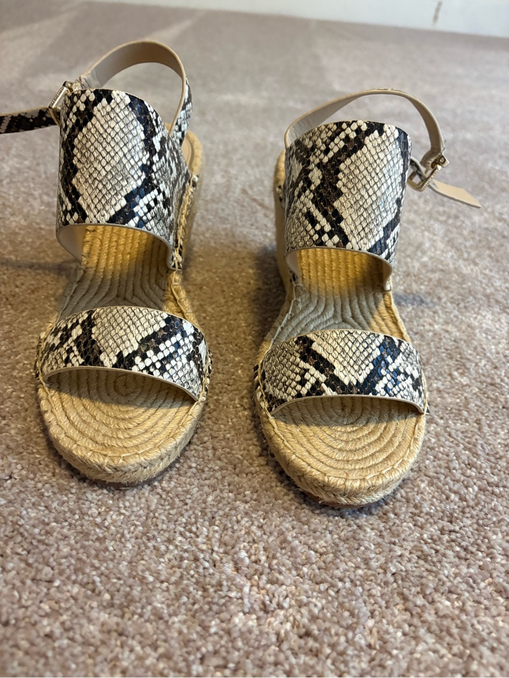 Kenneth Cole Snake-Print Espadrille Wedge Sandals - Black & Cream NEVER WORN 7.5